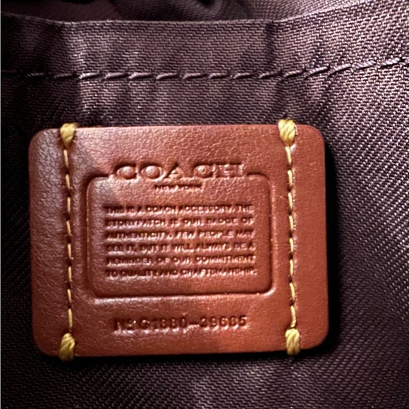 Belt Bag With Deco Quilting Leather - Picture 6 of 7